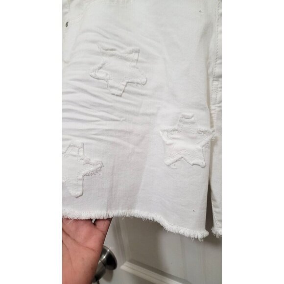 A.N.A White Denim Distressed Shorts With Star Appliques & Frayed Size 14T - Picture 4 of 9